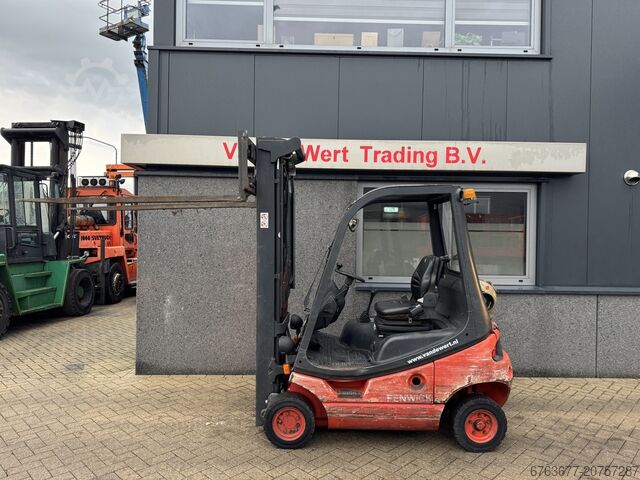 Linde H16T-03 Triplex 540 Freelift / Seitenschub LPG 2006 LINDE H16T-03 Triplex 540 Freelift / Sideshift LPG 2006
