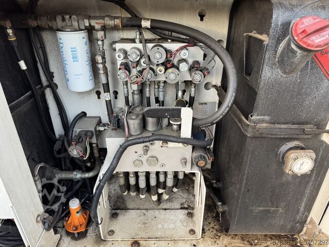 Genie GS 3369 RT Hubarbeitsbühne / Arbeitsbühne 12 m Arbeitshöhe 4x4 Kubota DIESEL 2013 GENIE GS 3369 RT Hoogwerker / Arbeitsbuhne 12mtr werkhoogte 4x4 Kubota DIESEL 2013