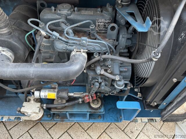 GENIE GS 4069 RT Hubarbeitsbühne / Arbeitsbühne, 14 m Arbeitshöhe, 4x4, Kubota DIESEL, Baujahr 2012 GENIE GS 4069 RT Hoogwerker / Arbeitsbuhne 14mtr werkhoogte 4x4 Kubota DIESEL 2012