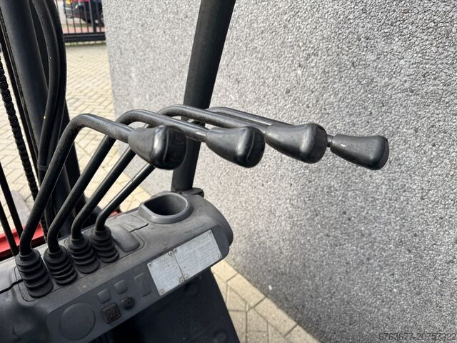 Komatsu FG15HT-20R Duplo 325 mit Seitenschieber / Gabelversteller LPG 2006 KOMATSU FG15HT-20R Duplo 325 Sideshift / Vorkversteller LPG 2006