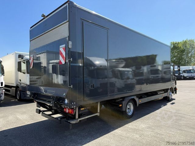 Box van MERCEDES-BENZ ATEGO 818 L Koffer 7,2 m LBW 1 TO.*SEITENTÜR