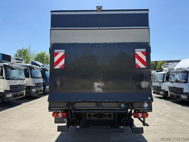 Box van MERCEDES-BENZ ATEGO 818 L Koffer 7,2 m LBW 1 TO.*SEITENTÜR