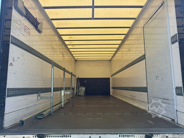 Box van MERCEDES-BENZ ATEGO 818 L Koffer 7,2 m LBW 1 TO.*SEITENTÜR
