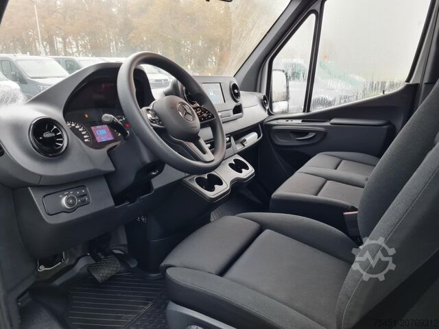Pick-up van Mercedes-Benz Sprinter 315 AG Pritsche RWD AHK 3.5to MBux NAVI