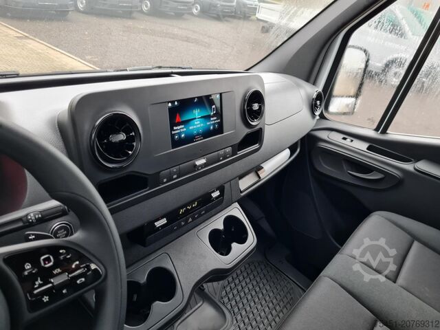 Pick-up van Mercedes-Benz Sprinter 315 AG Pritsche RWD AHK 3.5to MBux NAVI