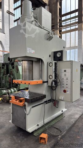 Hydraulische Presse WMW Zeulenroda PYE 160 S/ 1M