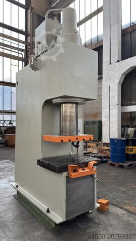 Hydraulische Presse WMW Zeulenroda PYE 160 S/ 1M