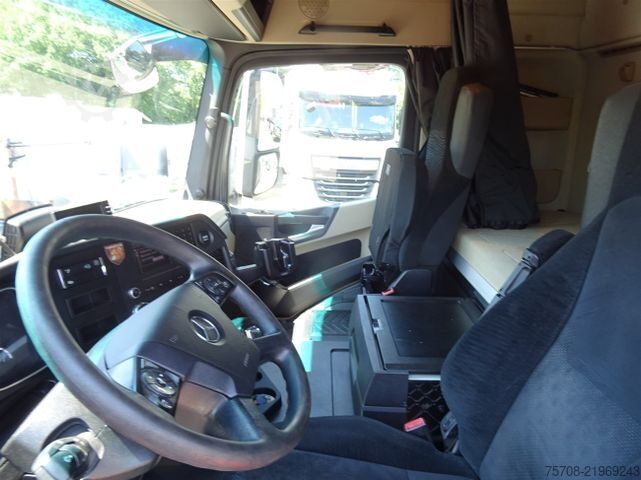 LKW mit Getränkeaufbau MERCEDES-BENZ 2545 Actros*kpl Zug*durchladbar*NLA*2xLBW*38 Pal