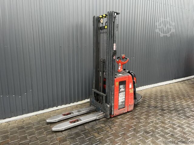 Stand-on stacker Linde L14AP