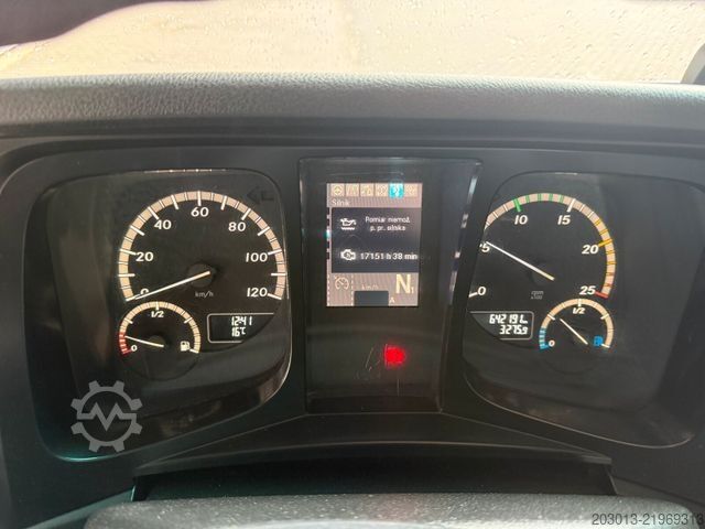 Standard tractor unit MERCEDES-BENZ AROCS 2643 6x4 SZM - Kipphyd. Euro 6