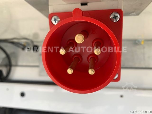 Refrigerator body van VOLKSWAGEN Crafter 50 TK KOFFER -20°C THER NAVI KLIMA TEMPO