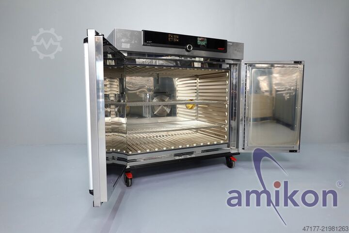 Universalprüfschrank +20 °C bis +300 °C Memmert UF 450plus