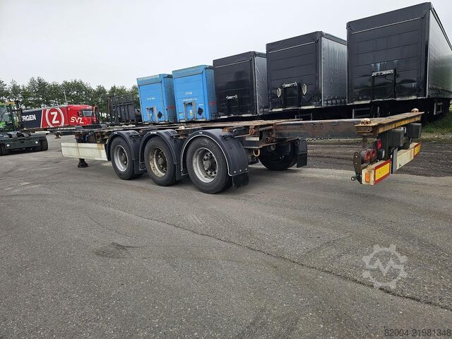 Transport von Containern KRONE SD | 40 FT|2 X 20 FT | BACK SLIDER |HIGHCUBE.| ...