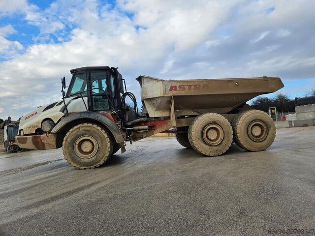 Baumaschine Astra AD125C