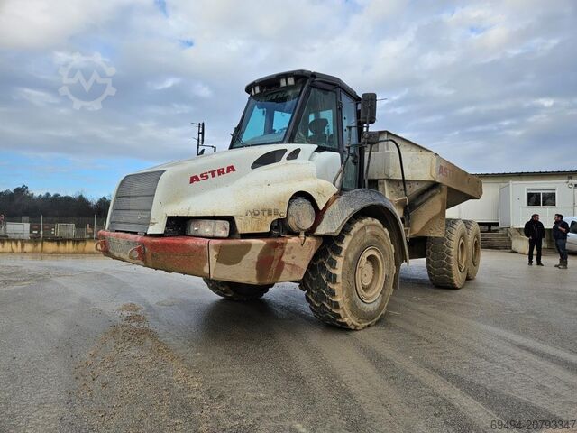 Baumaschine Astra AD125C