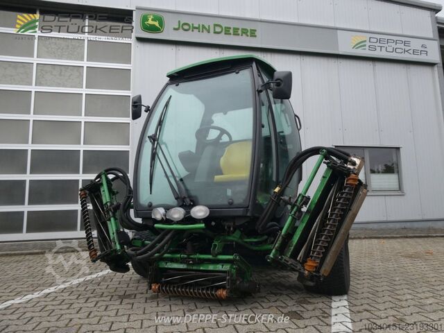 John Deere 8900A John Deere 8900A