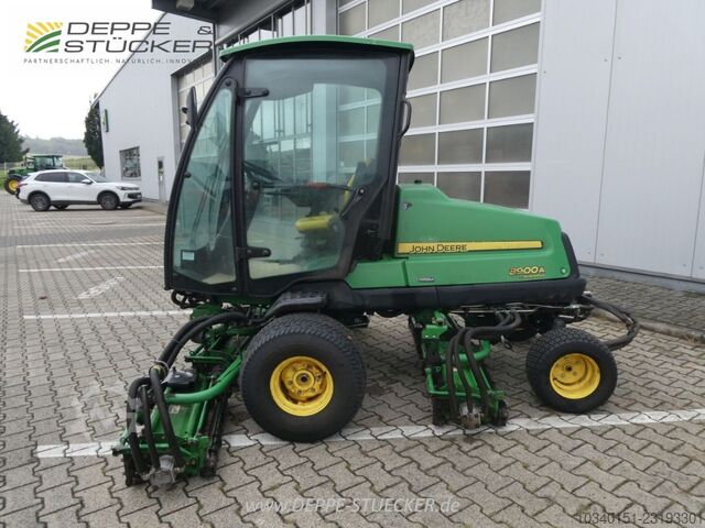 John Deere 8900A John Deere 8900A