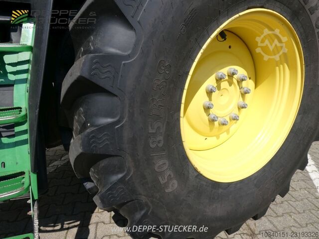 John Deere 6195R John Deere 6195R