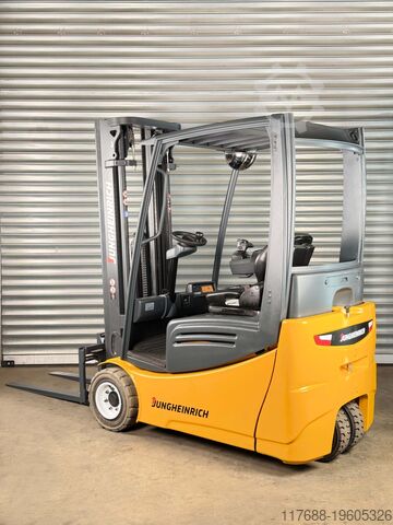 Elektro 3-Rad Jungheinrich EFG 220 - Service Neu - Batterie 85% - Triplex