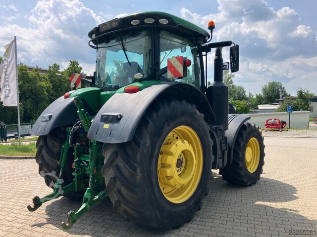 John Deere 7290R mit FKH/ HR- Gewichte/ e23- Getriebe John Deere 7290R mit FKH/ HR- Gewichte/ e23- Getrie