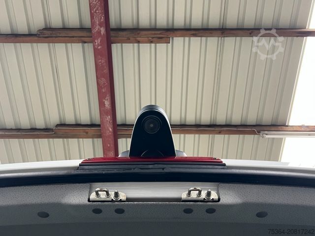 Kleinbus MERCEDES-BENZ Sprinter 213 BlueTEC 9 sitze Klima iebetür