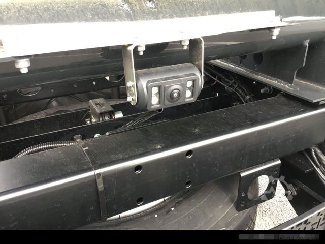 Three-way tipper van FUSO Canter 7C18 Meiller-Trigenius-Dreiseitenkipper