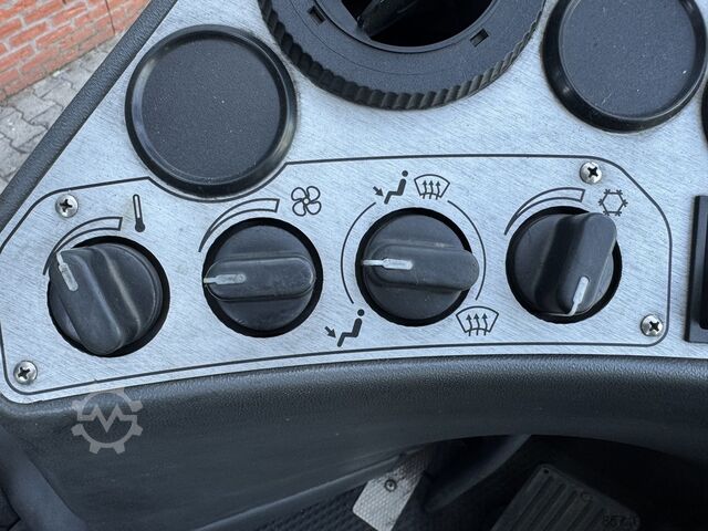 ECF 80 / 9 * NEUE Batterie!! KALMAR ECF 80 / 9  * NEW battery !!