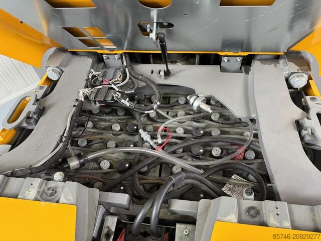 EKS 210 - Drahtführung !! PSA!! DOPPELTE Lenkung!! Triplex FFL JUNGHEINRICH EKS 210 - Wire Guidance !! PSA !! DOUBLE steering !! Triplex FFL