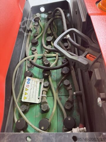 V 10 / * DOPPELTE Lenkung !! LINDE V 10 /  * DOUBLE steering !!