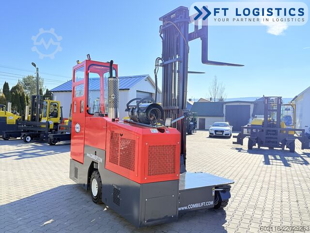 4-way forklift Combilift C3000GST GAS TRIPLEX 8300 FREE LIFT TOP1