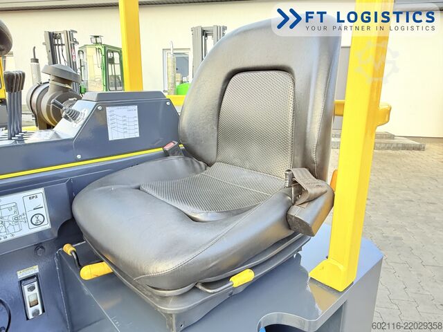 Vierwegestapler Combilift CB3000 GAS TRIPLEX 4900 FREE-LIFT