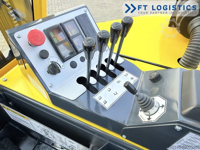 Vierwegestapler Combilift CB3000 GAS TRIPLEX 4900 FREE-LIFT