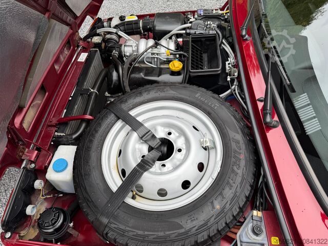 Kehrmaschine Lada Niva 1.7 Schneeschild Winterdienst