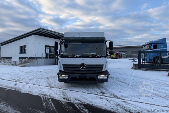 Kühlkoffer-LKW Mercedes-Benz Atego 1021 4x2 Kühlkoffer+HB / Swiss-Vehicle