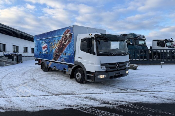 Kühlkoffer-LKW Mercedes-Benz Atego 1022 4x2 Kühlkoffer+HB / Swiss-Vehicle