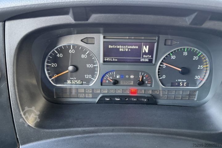 Kühlkoffer-LKW Mercedes-Benz Atego 1022 4x2 Kühlkoffer+HB / Swiss-Vehicle