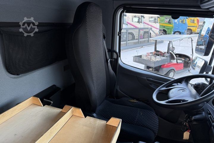 Kühlkoffer-LKW Mercedes-Benz Atego 1022 4x2 Kühlkoffer+HB / Swiss-Vehicle