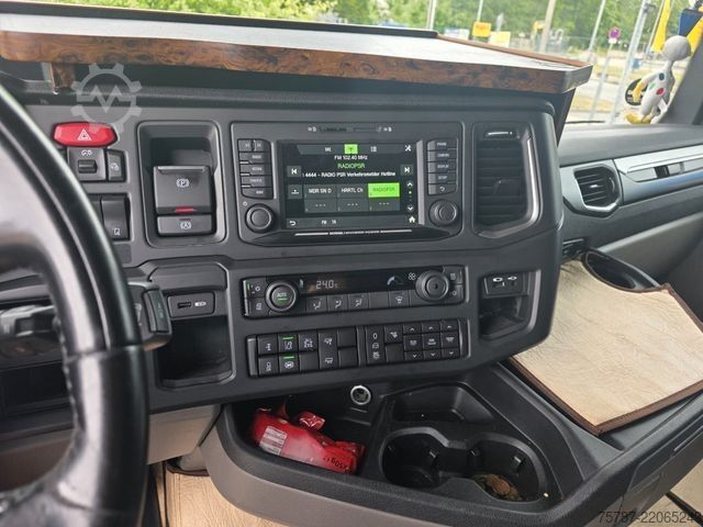 Standard tractor unit SCANIA S540 Kiphydraulik, AlCOA LM, Retarder usw usw
