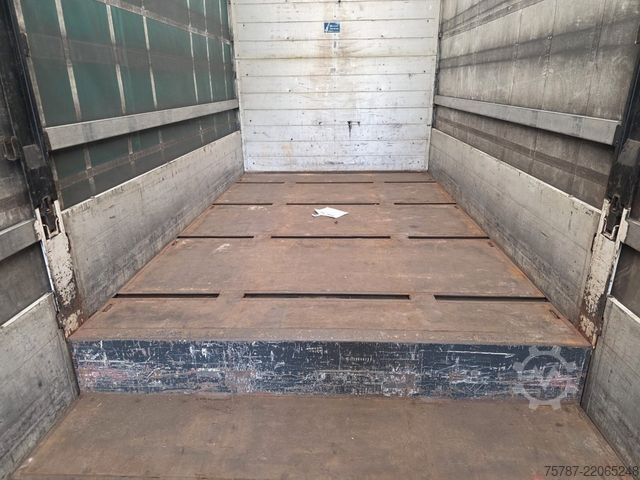 Open semitrailer with tarp SCHWARZMÜLLER Jumbo mit Bordwänden und Schwanenhals