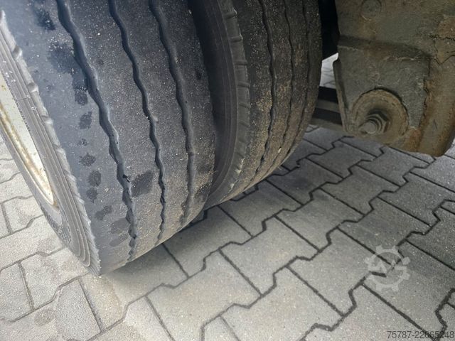 Open semitrailer with tarp SCHWARZMÜLLER Jumbo mit Bordwänden und Schwanenhals