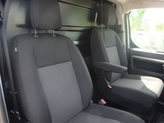 Panel van OPEL Vivaro Kasten 177PS Autm. XL Navi Winter