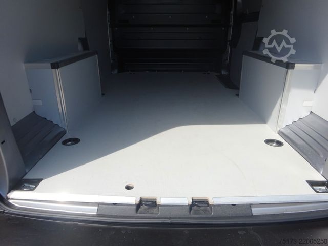 Panel van OPEL Vivaro Kasten 177PS Autm. XL Navi Winter