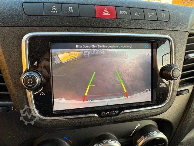 Transporter mit Koffer IVECO Daily 35S21 (35-210) Kastenwagen