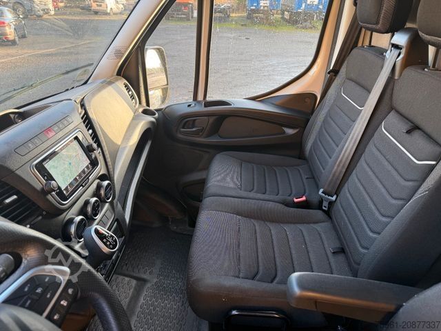 Transporter mit Koffer IVECO Daily 35S21 (35-210) Kastenwagen