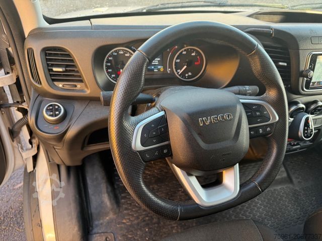 Transporter mit Koffer IVECO Daily 35S21 (35-210) Kastenwagen