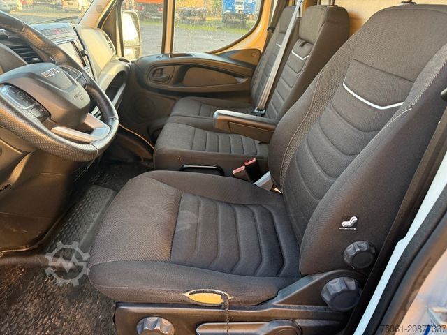 Transporter mit Koffer IVECO Daily 35S21 (35-210) Kastenwagen