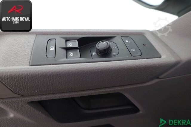 Panel van Volkswagen T6 Transporter T6.1 2.0 TDI KASTEN LANG 3 SITZE