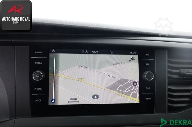 Panel van Volkswagen T6 Transporter T6.1 2.0 TDI KASTEN LANG 3 SITZE