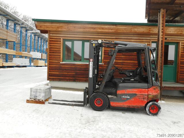 Gabelstapler Linde E25-01 Triplex ( Batt. 2022 )