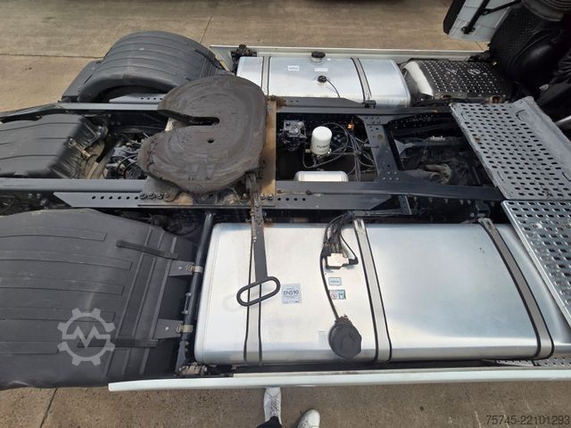 Standard tractor unit IVECO 530 S -WAY* RETARDER * STANDKLIMA * ACC